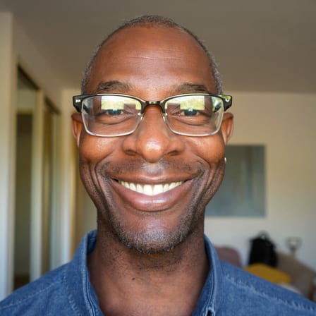 Portrait d'un habitant du centre-ville ayant comparé ses devis de diagnostic à Tarbes